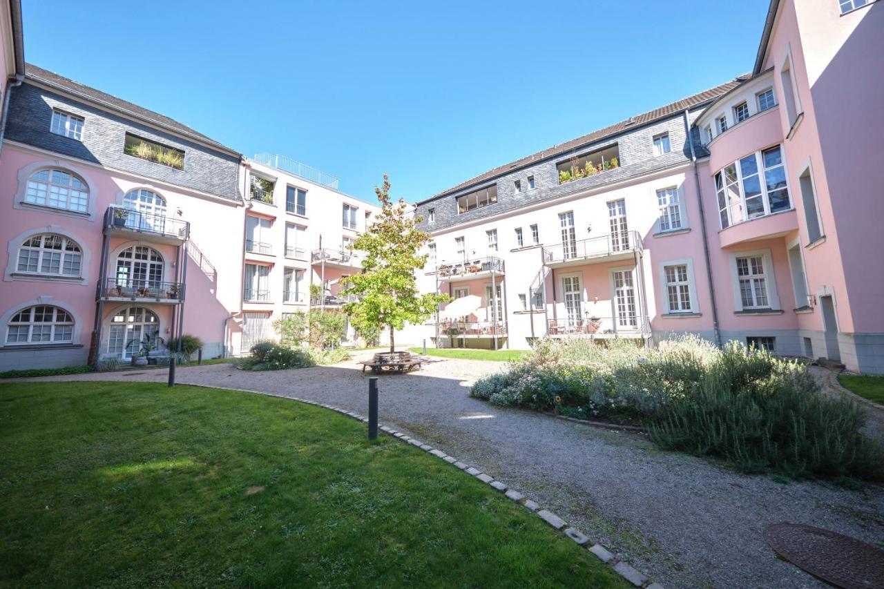 Historisches Deluxe Apartment Im Marianum Neuss Exterior photo
